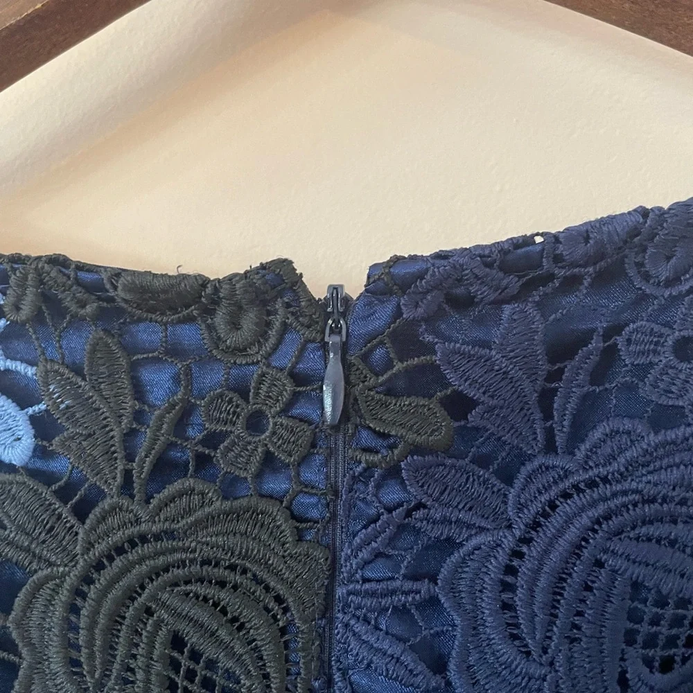 Tahari beautiful blue lace dress - Picture 5 of 11
